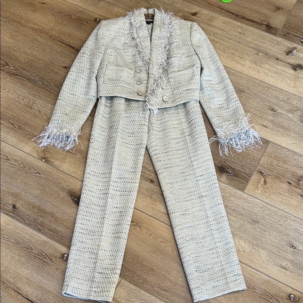 BANU vintage style pant suit